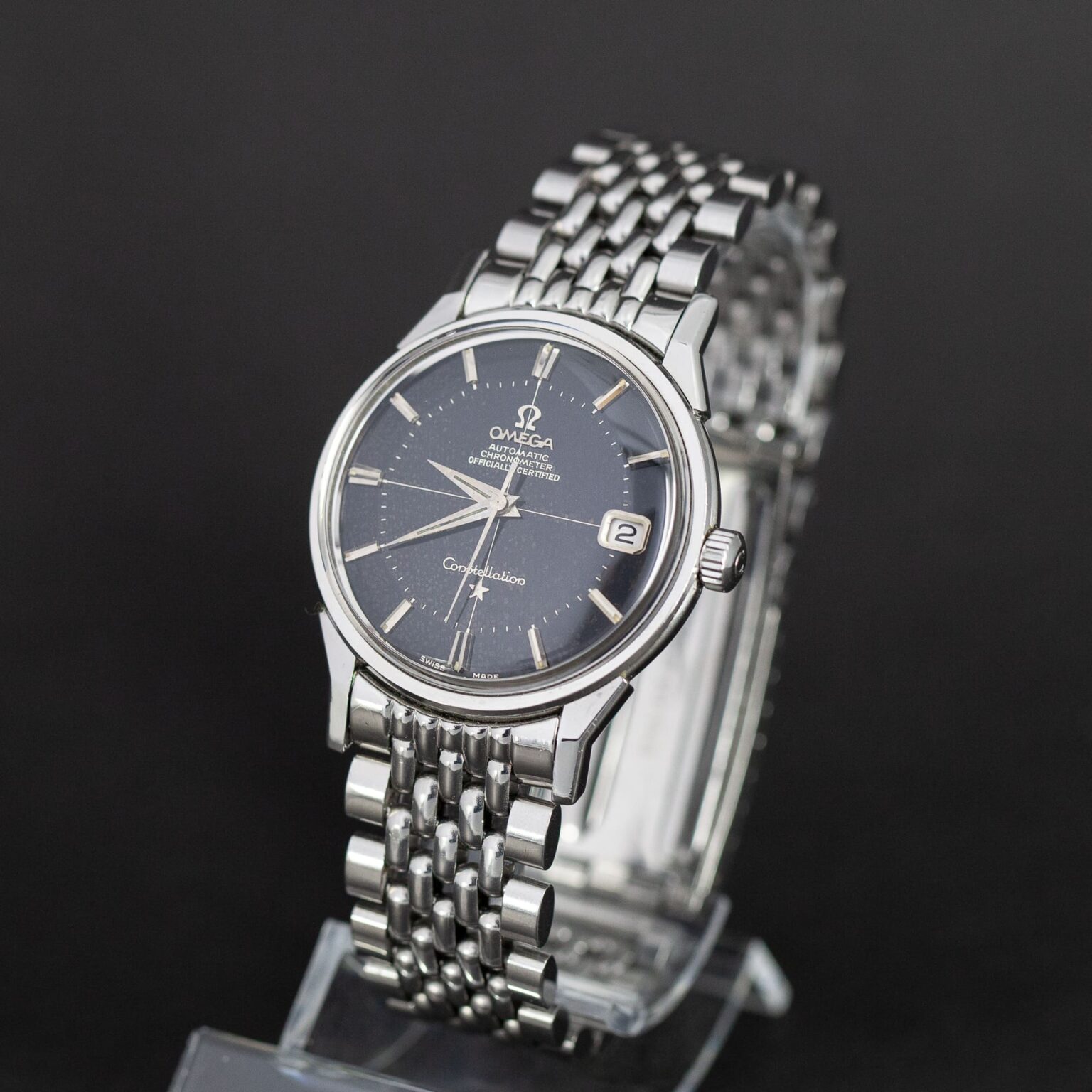 Omega_Constellation_Pie-Pan_musta-2.jpg