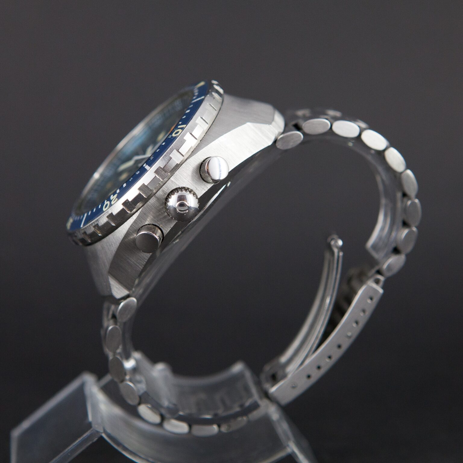 Omega_Seamaster_Big_Blue-4.jpg