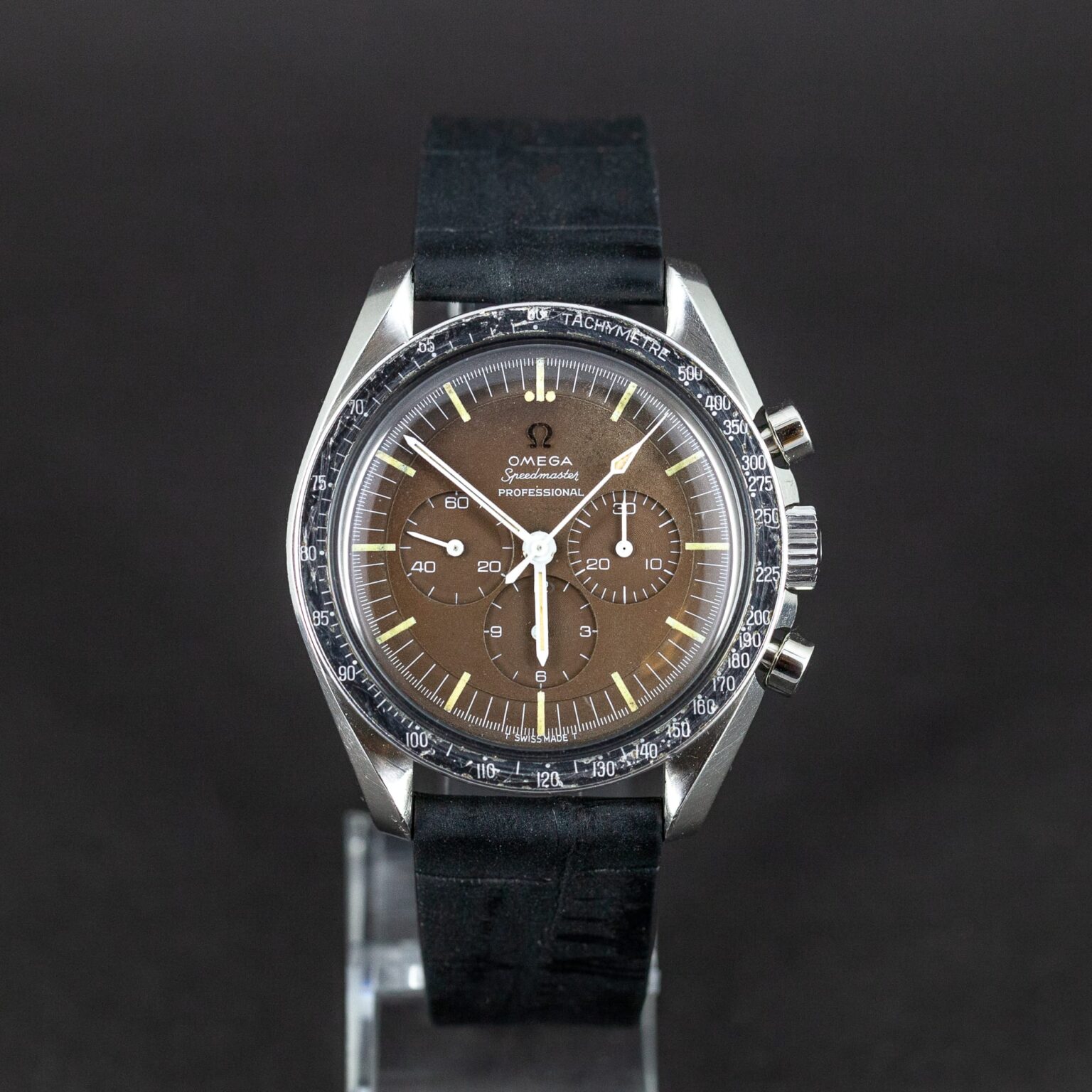 Omega_Speedmaster_105.012-65-6.jpg