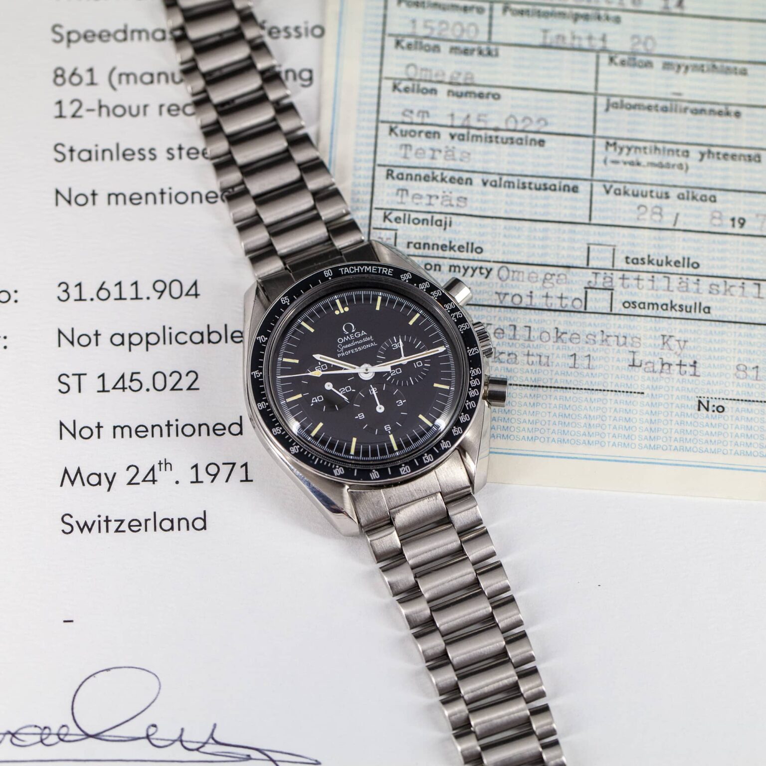Omega_Speedmaster_1971_palkintokello-10.jpg