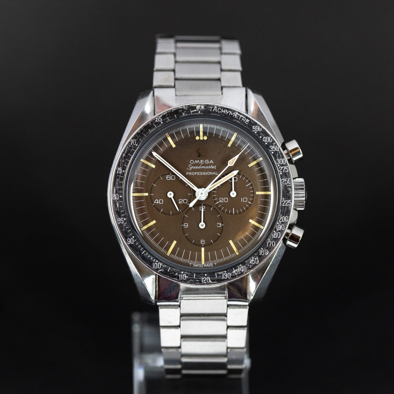 Omega_Speedmaster_65_ruskea-1.jpg