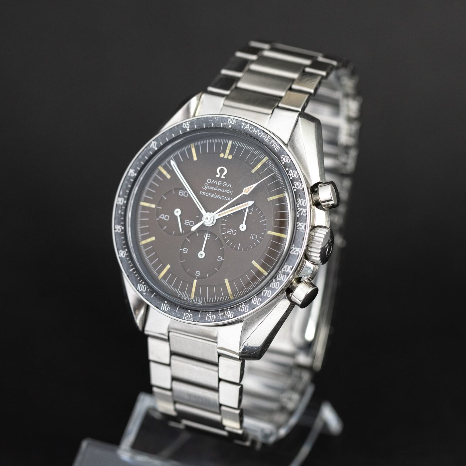 Omega_Speedmaster_65_ruskea-2.jpg