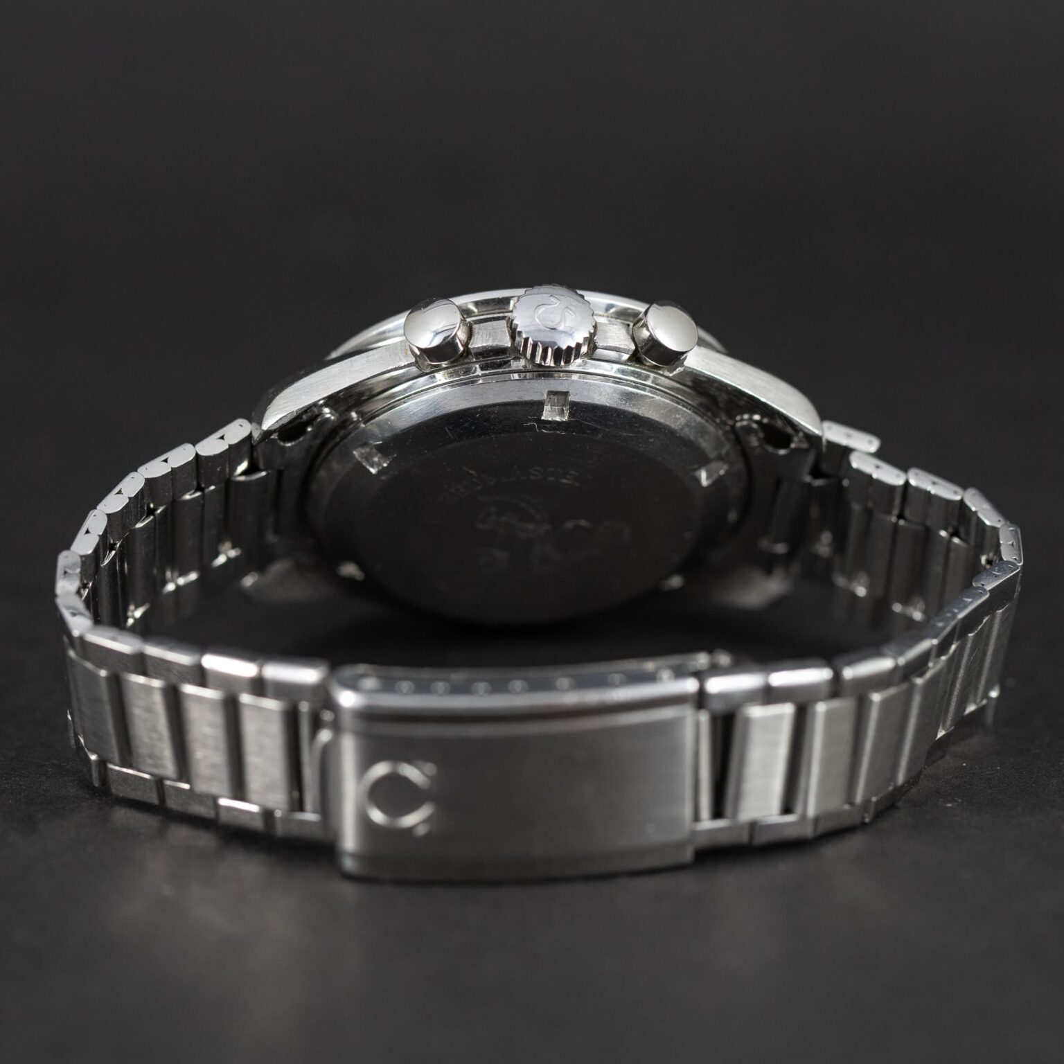 Omega_Speedmaster_65_ruskea-5.jpg