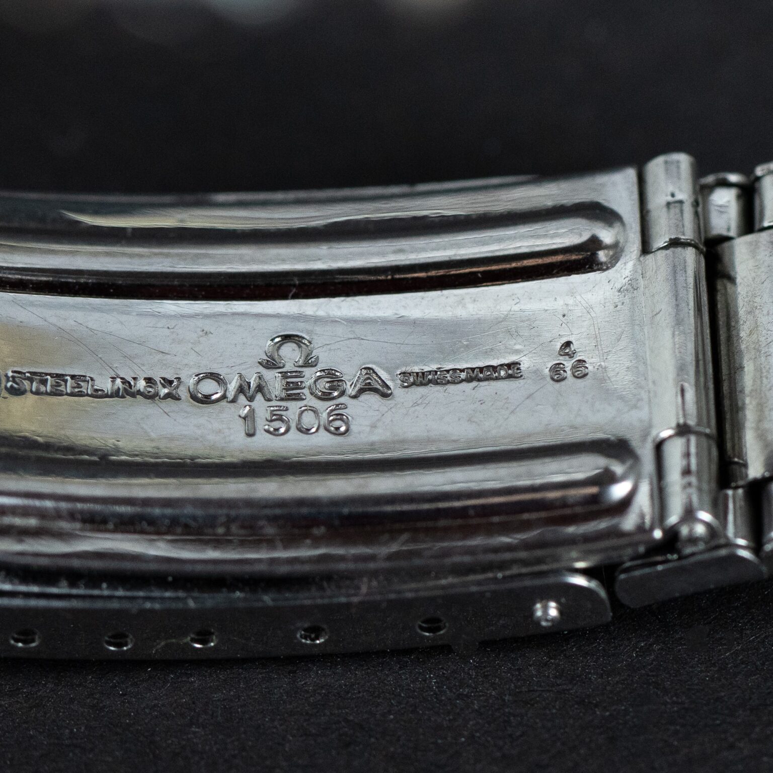 Omega_Speedmaster_65_ruskea-6.jpg