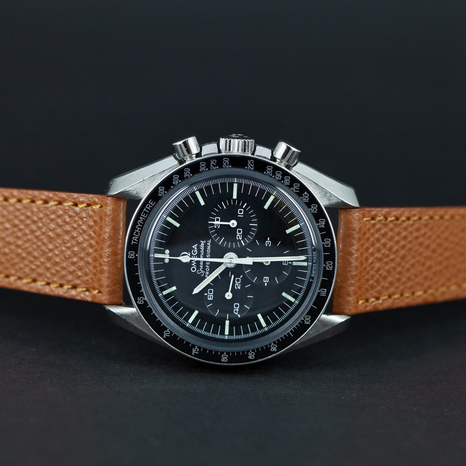 Omega_Speedmaster_Pro_1971-1.jpg
