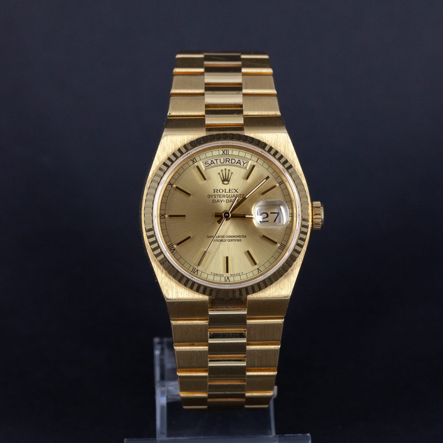 Rolex_18k_Oysterquarz-3.jpg