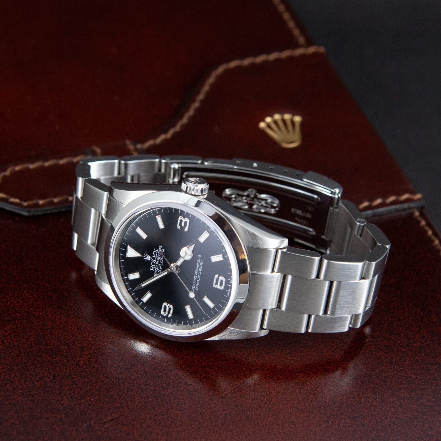 Rolex_Explorer_114270-2.jpg
