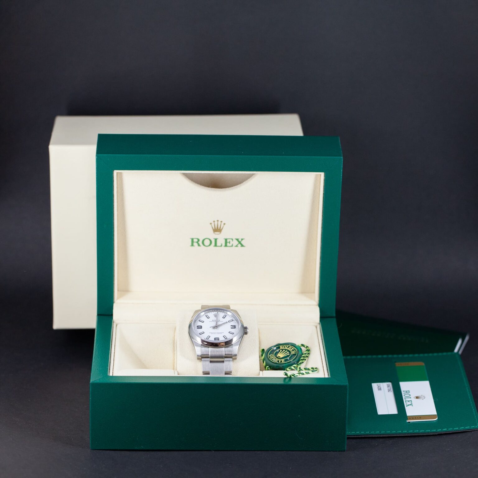 Rolex_Oyster_Perpetual-1.jpg