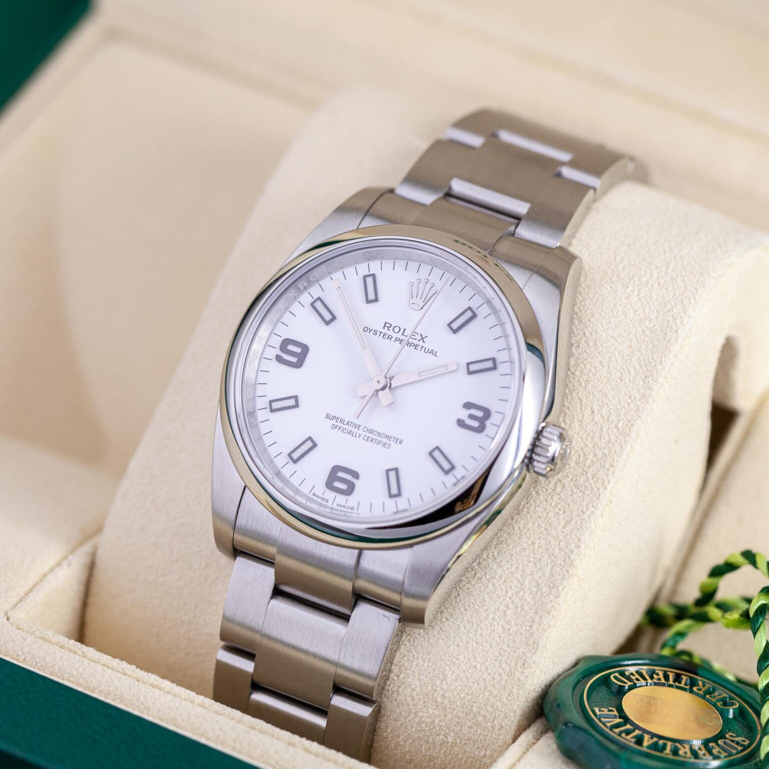 Rolex_Oyster_Perpetual-3.jpg