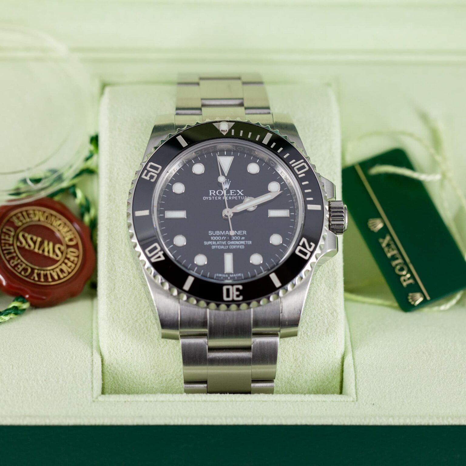 Rolex_Submariner_no-date_2014-2.jpg