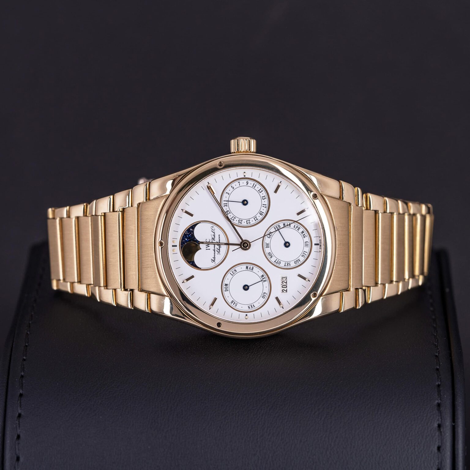 18k-IWC-Ingenieur-SL-Perpetual-Calender-Moonphase-4.jpg