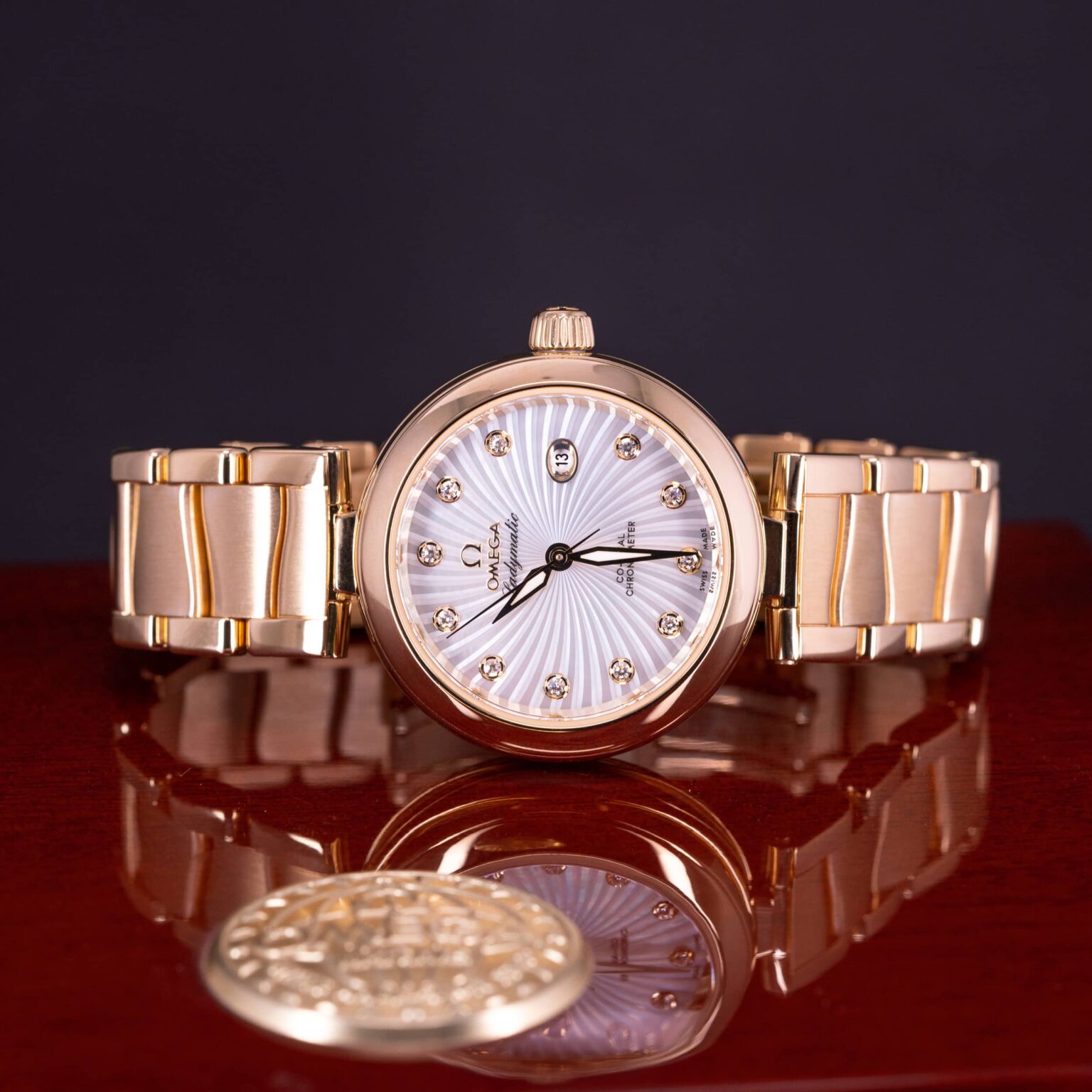 18k-Omega-Ladymatic-Co-Axial-10.jpg
