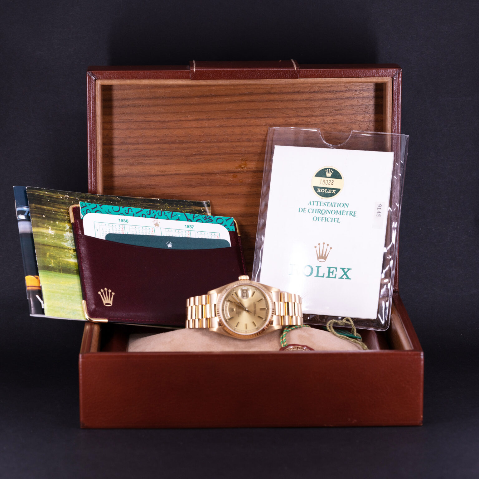 18k-Rolex-Day-Date-18038-1986.jpg