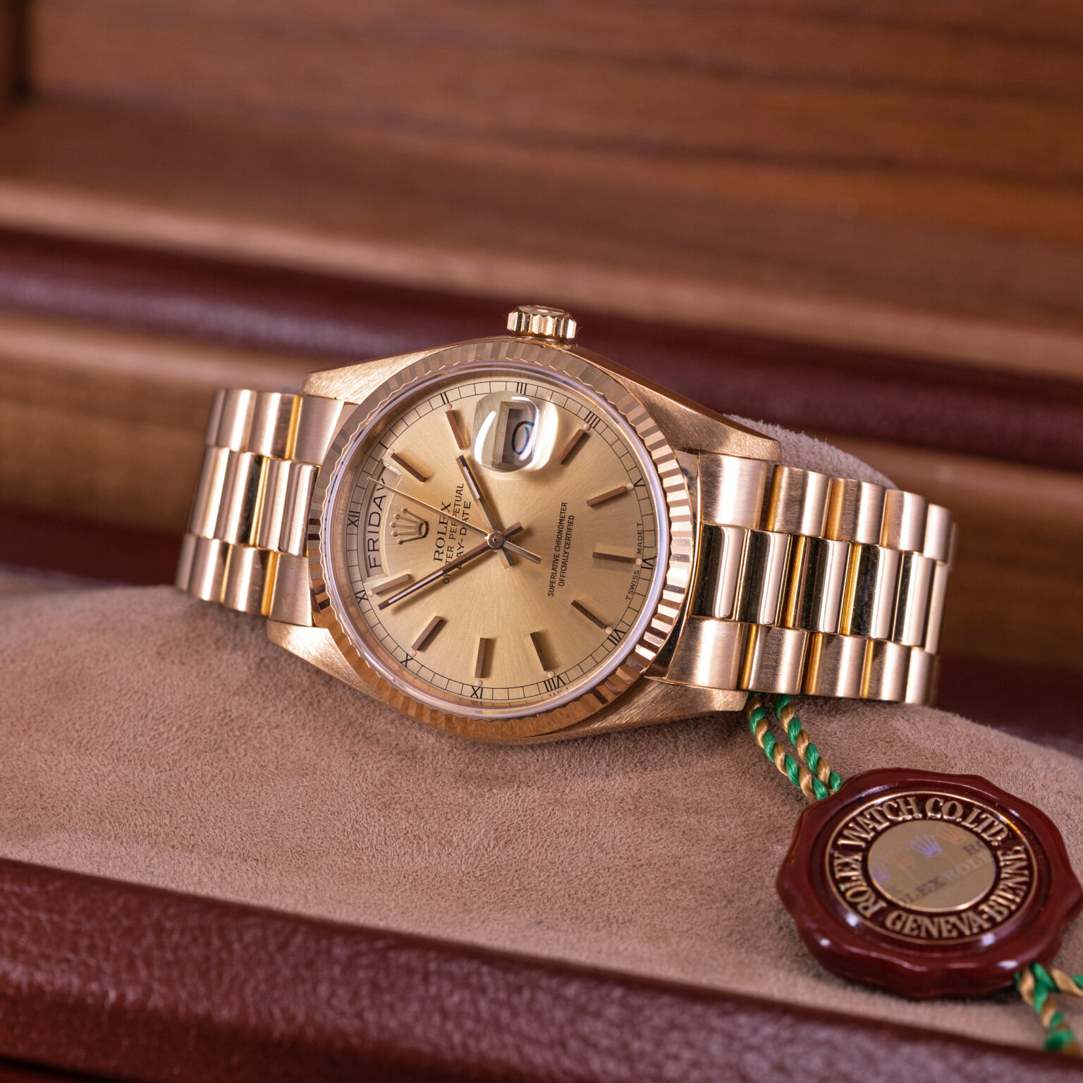 18k-Rolex-Day-Date-18038-1986-2.jpg