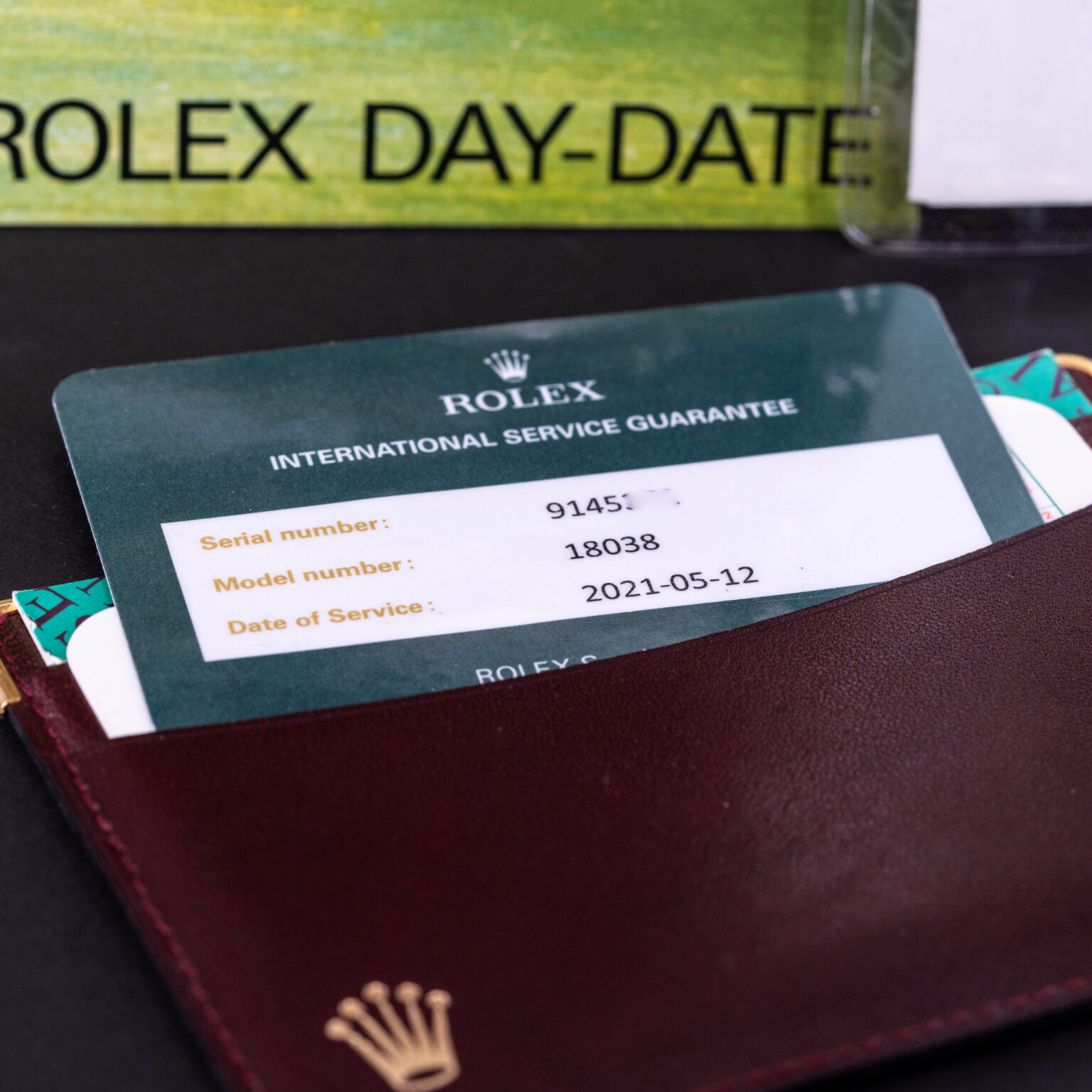 18k-Rolex-Day-Date-18038-1986-9.jpg