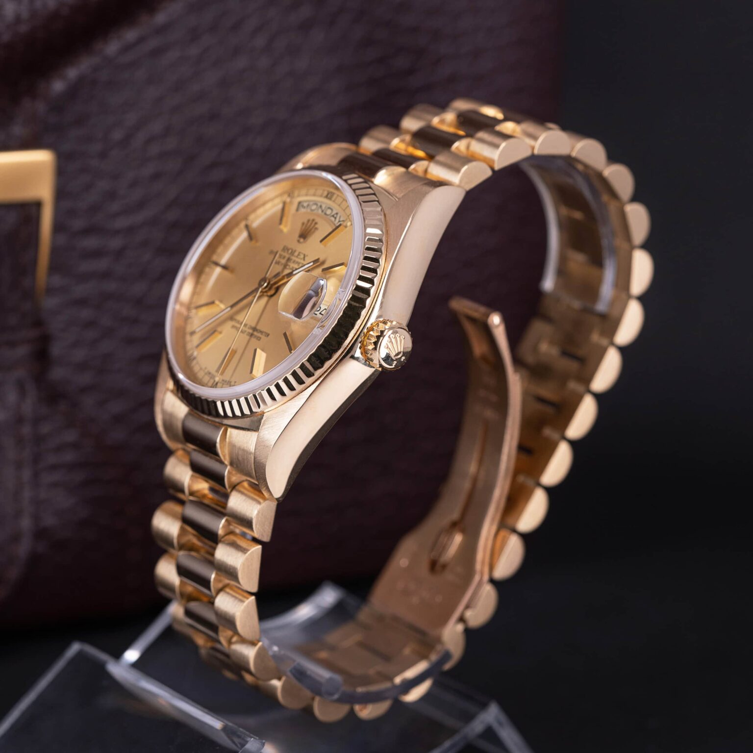 18k-Rolex-Day-Date-18038-1987-2.jpg