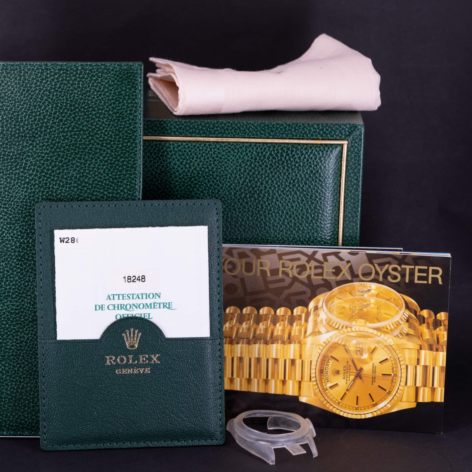 18k-Rolex-Day-Date-18248-Onyx-1999-11.jpg