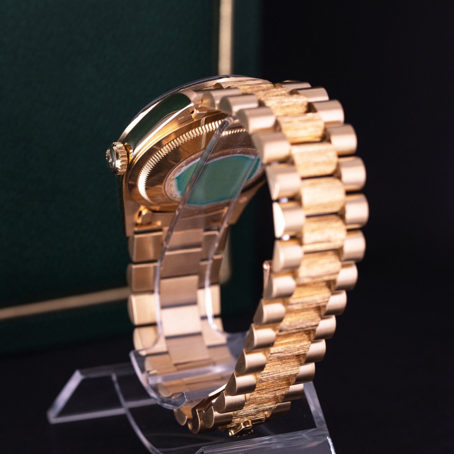 18k-Rolex-Day-Date-18248-Onyx-1999-9.jpg
