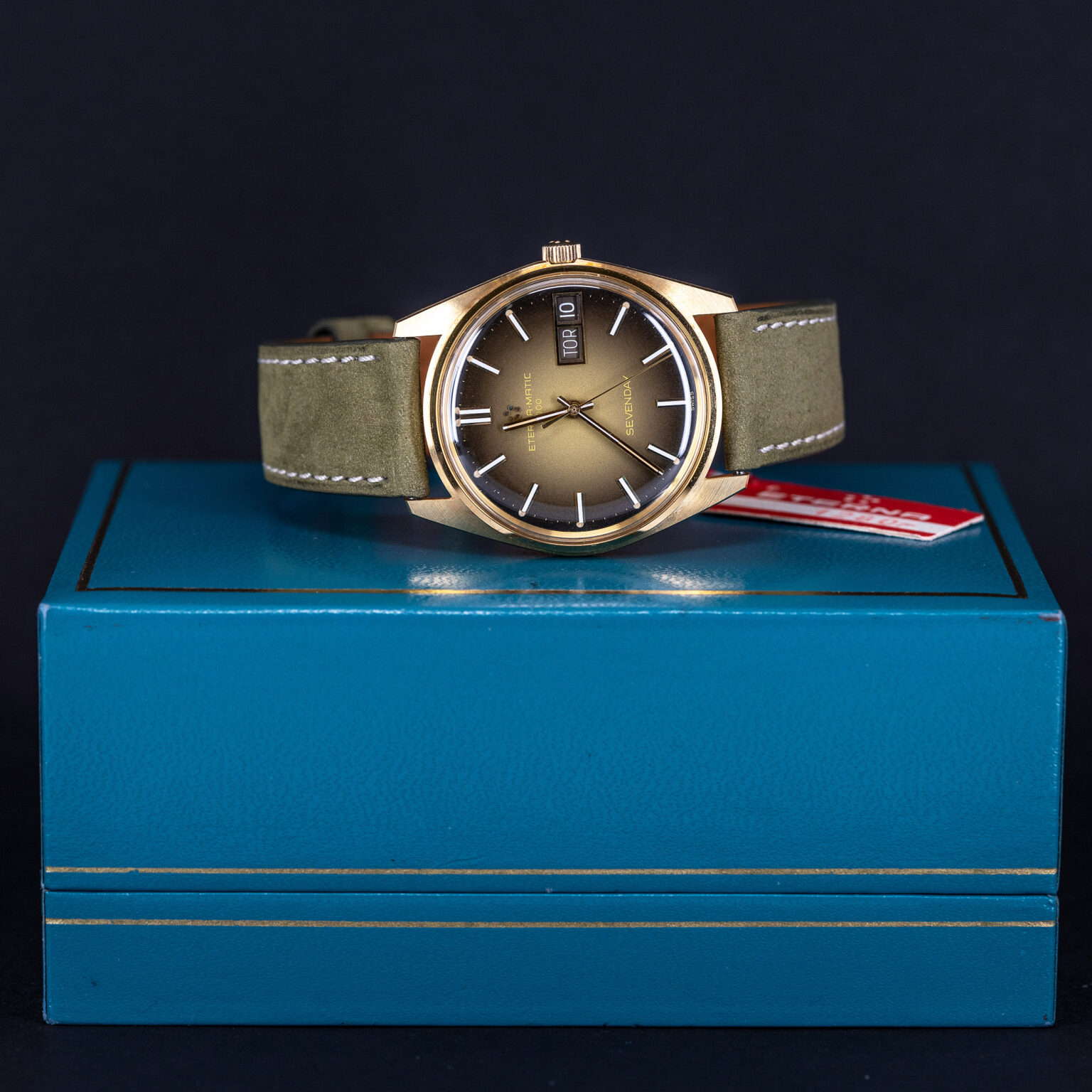 18k_Eterna-Matic_3000_1971.jpg