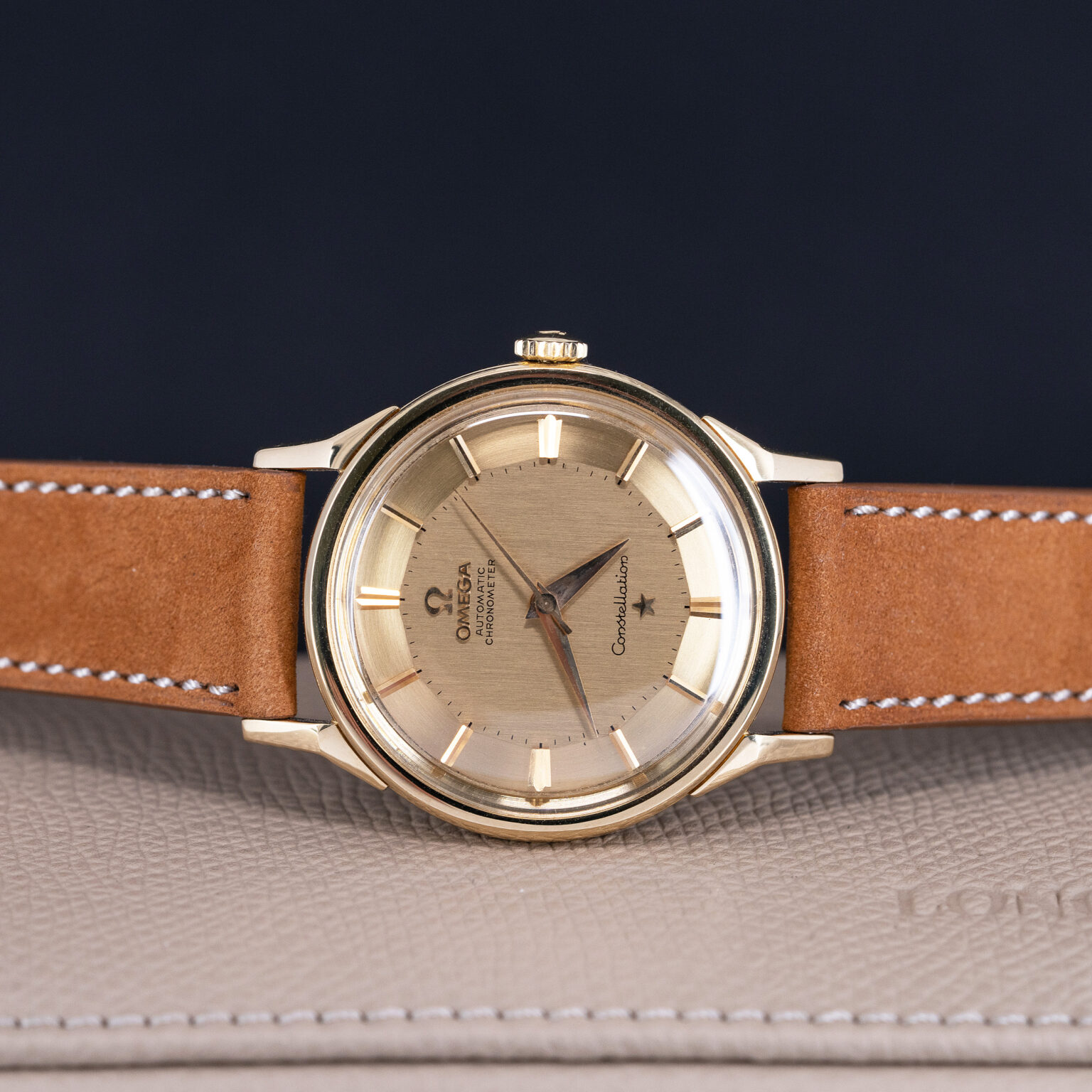 18k_Omega_Constellation_14900_1962.jpg