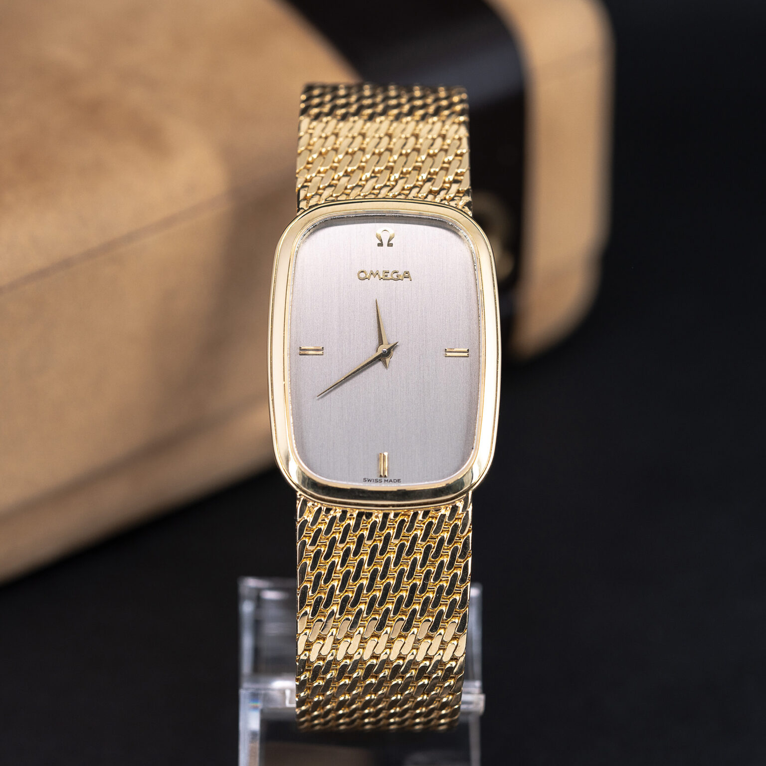 18k_Omega_De-Ville_1980.jpg