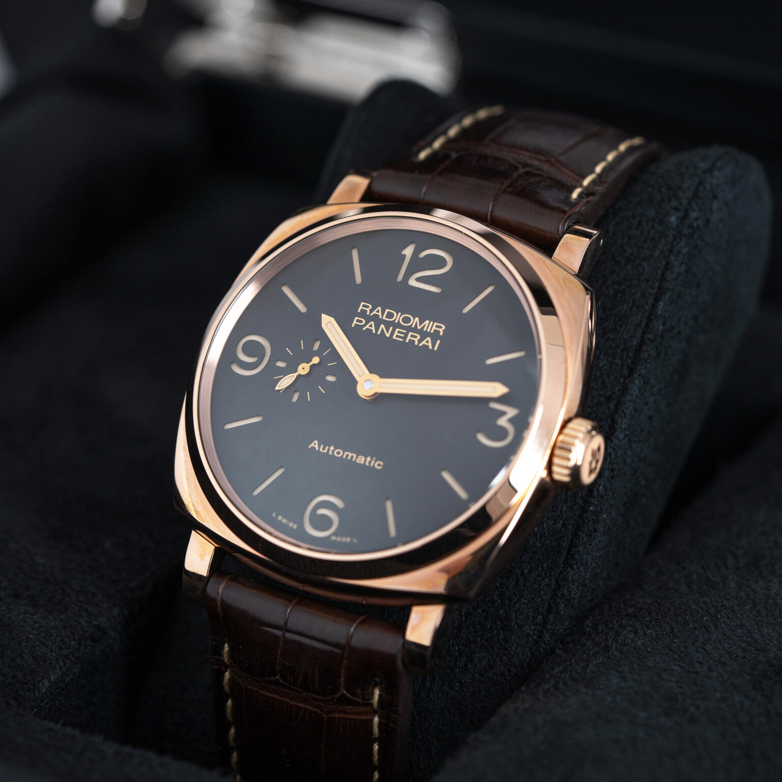 18k_Panerai_Radiomir_PAM00573-3.jpg