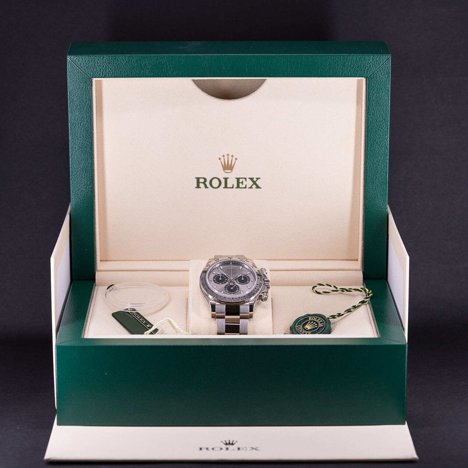 18k_Rolex_Daytona_116509_2016.jpg
