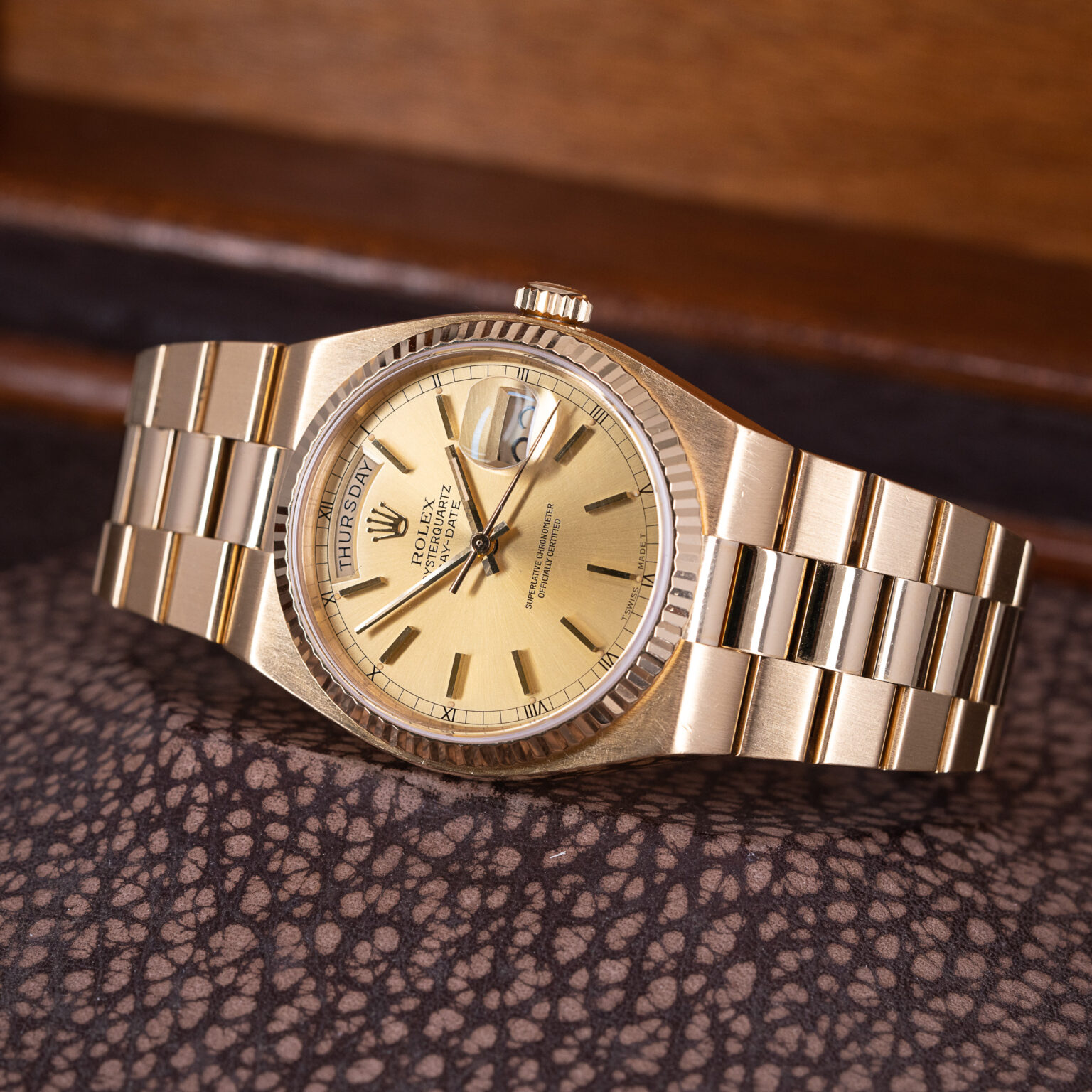 18k_Rolex_Oysterquartz_Day-Date_19018_1986-3.jpg