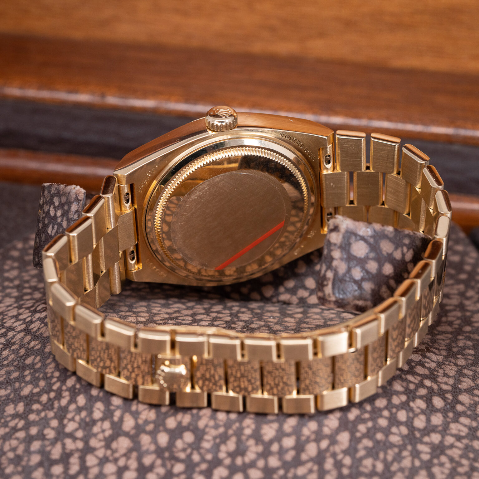 18k_Rolex_Oysterquartz_Day-Date_19018_1986-4.jpg