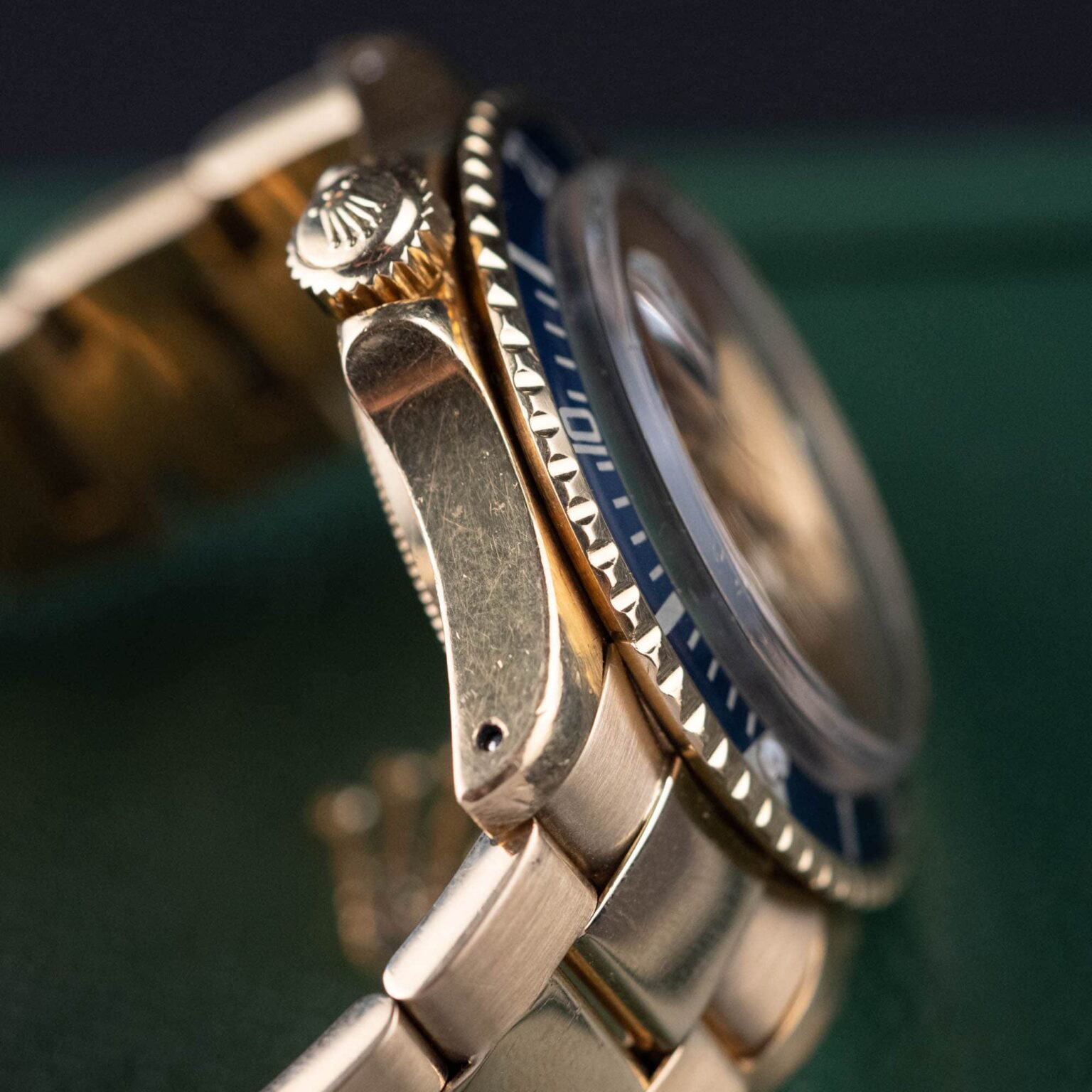 18k_Rolex_Submariner_1680_1975-11.jpg