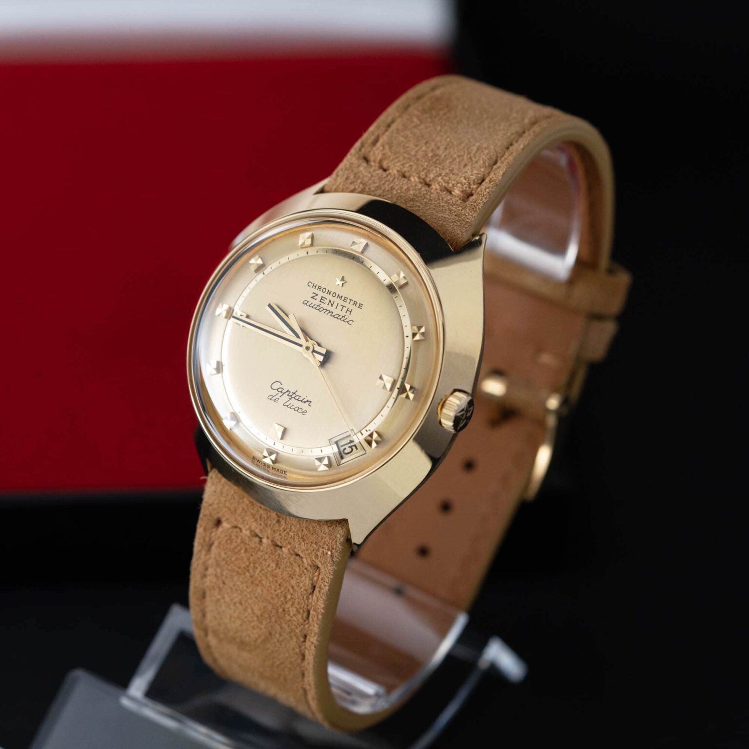 18k_Zenith_Captain_De-Luxe_La-Tortua-6.jpg