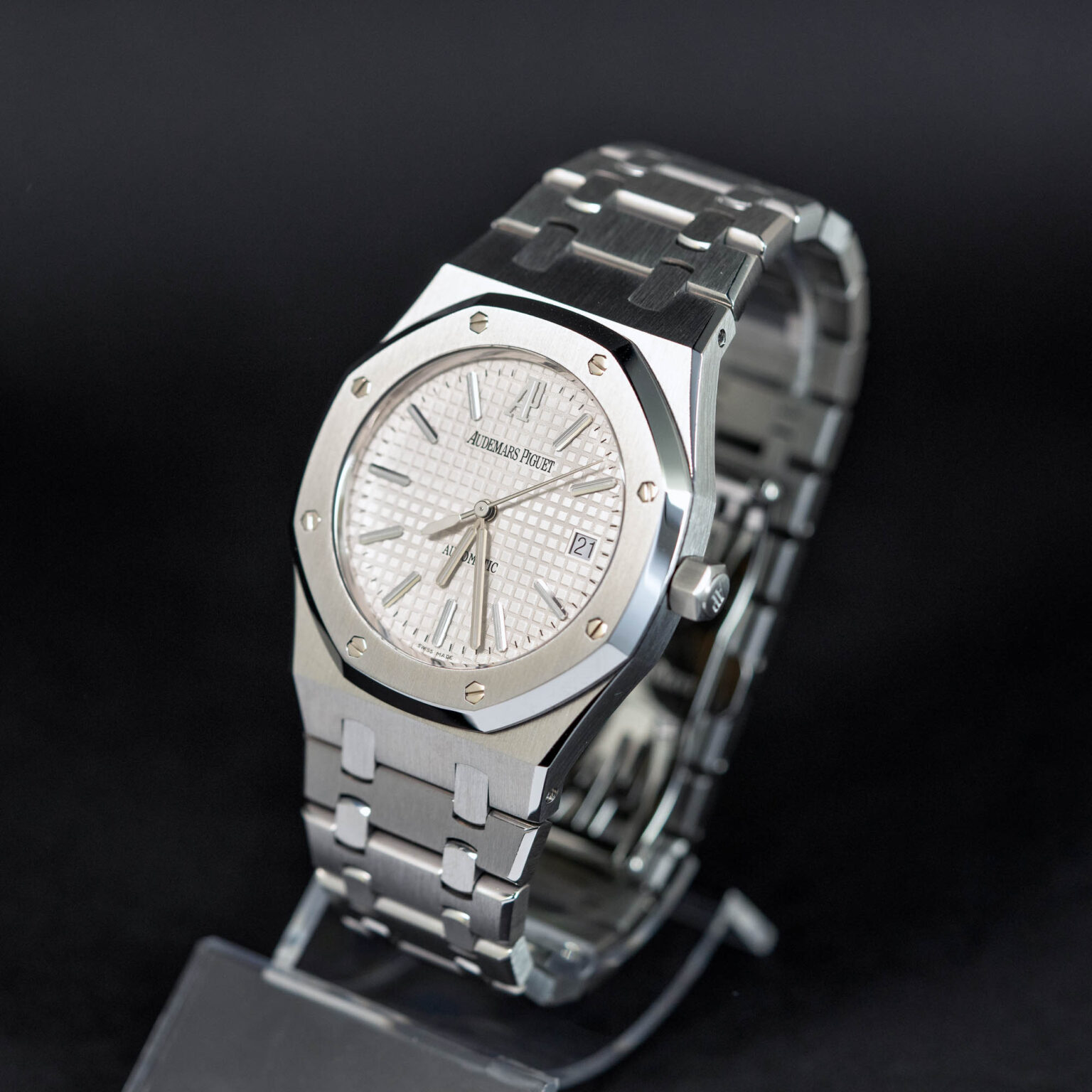 Audemars_Piguet_RO_15300ST.jpg