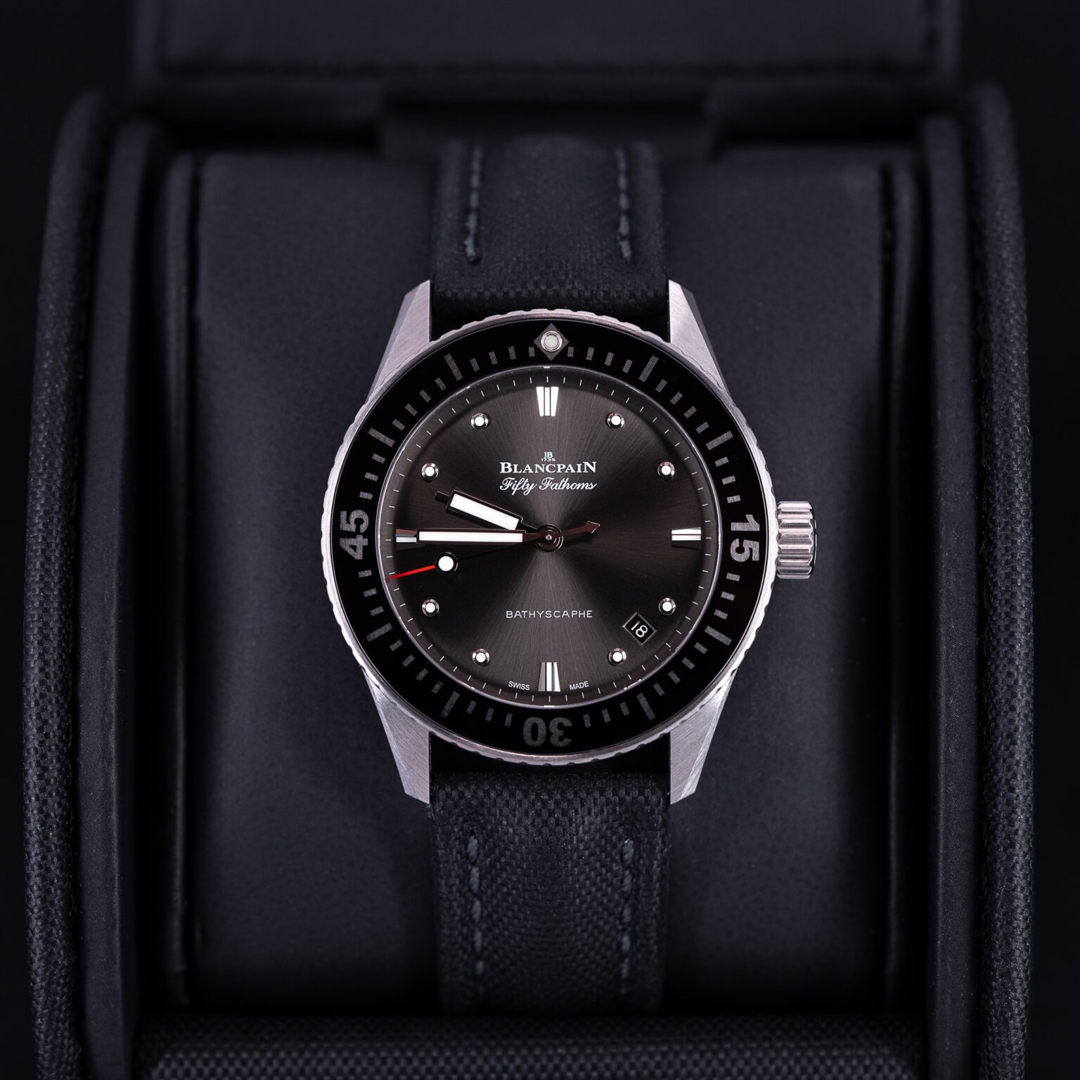 Blancpain-Bathyscaphe_5100B_2017-2.jpg