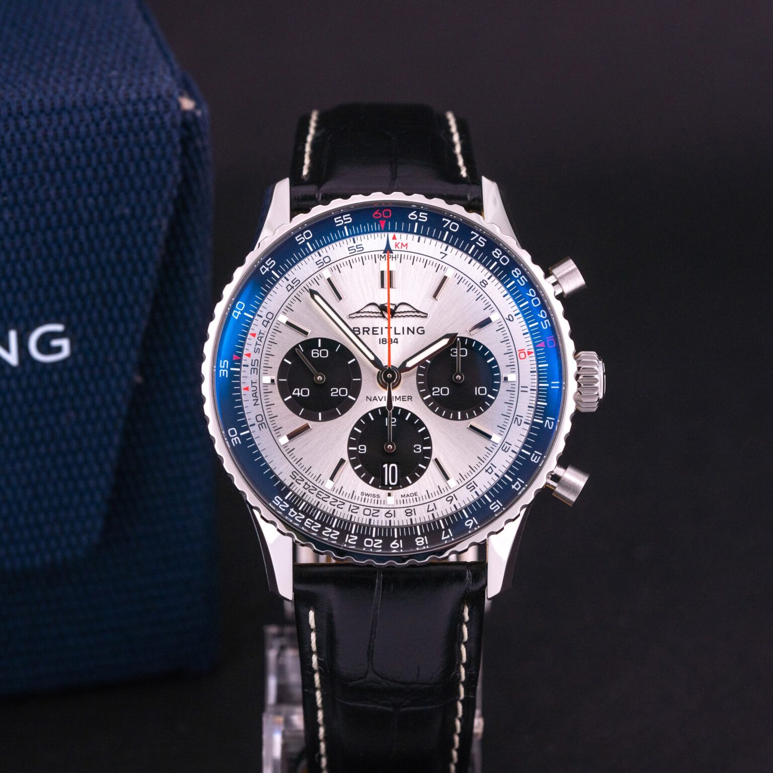 Breitling-Navitimer-43-2023-7-1.jpg