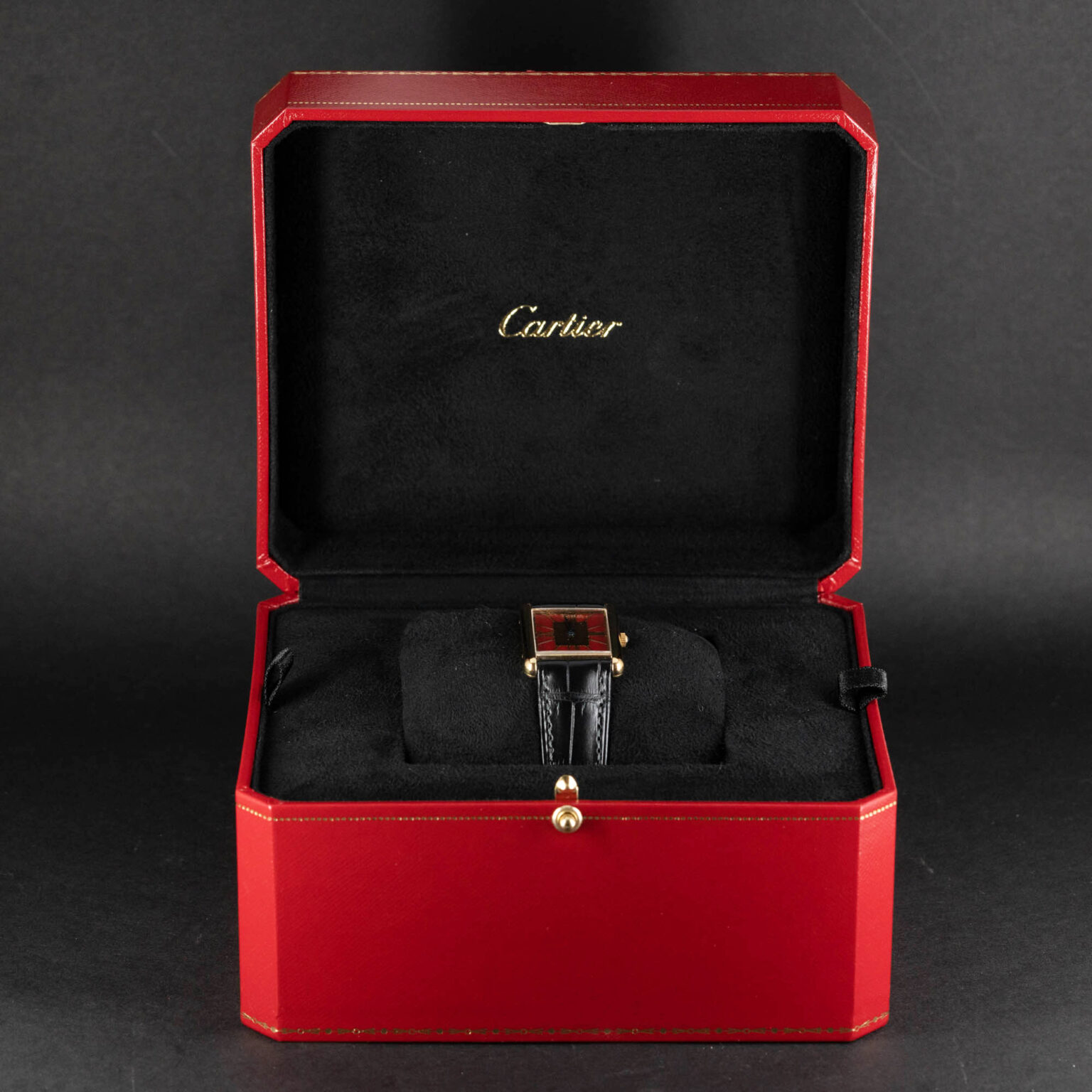 Cartier_Must-De-Tank.jpg