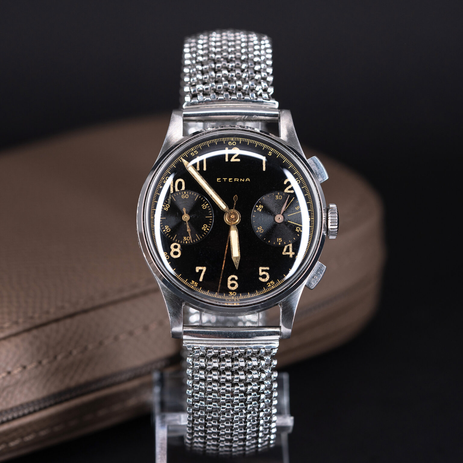 Eterna_chrono_gilt_1947-2.jpg
