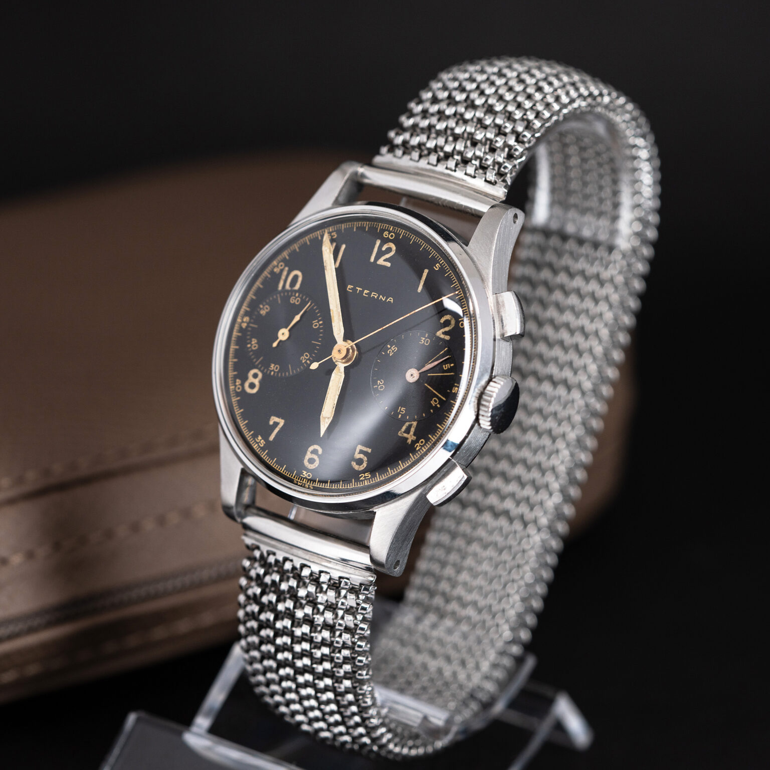 Eterna_chrono_gilt_1947-3.jpg