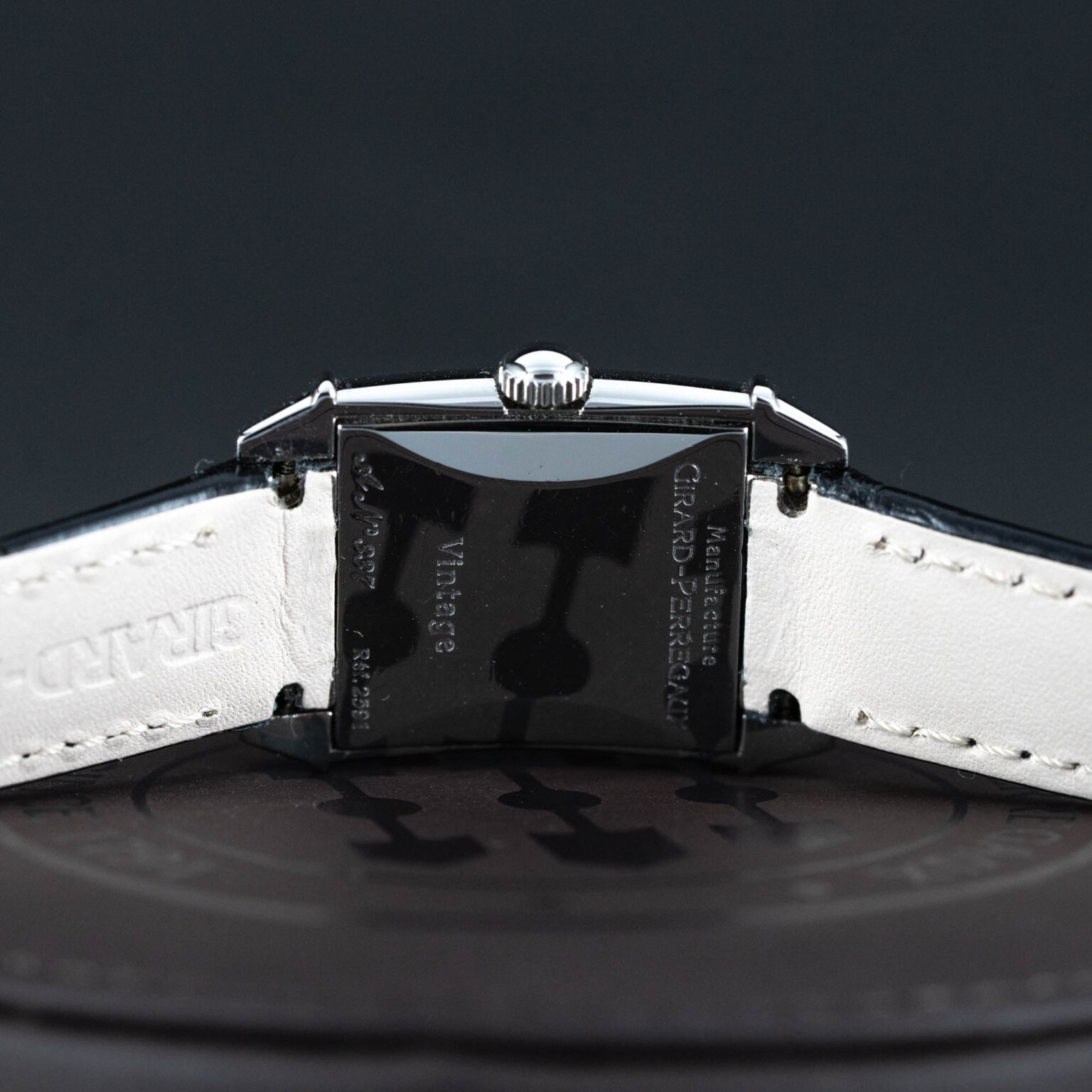 Girard_Perregaux_Vintage_Lady-3.jpg