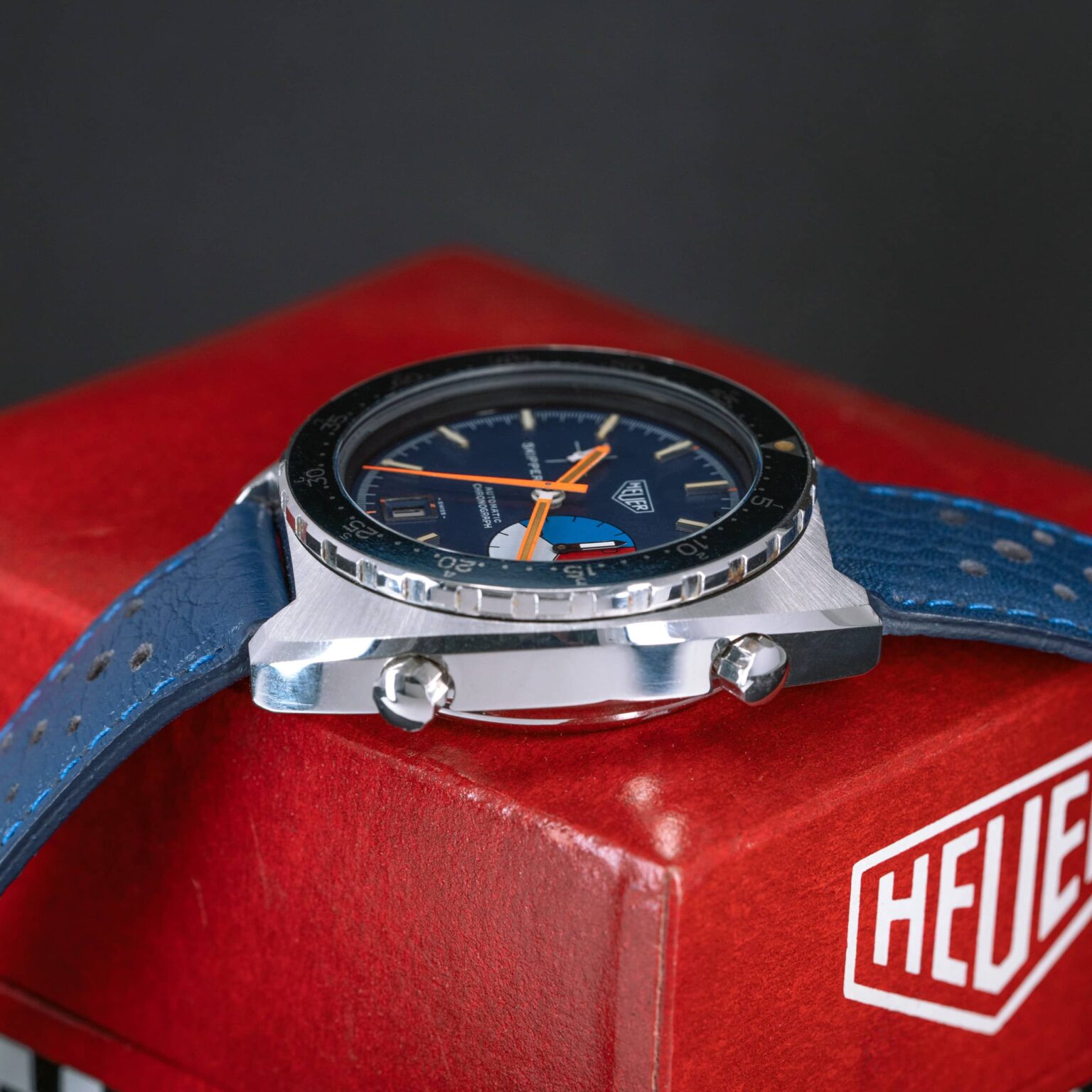 Heuer-Skipper-15630-NOS-7.jpg