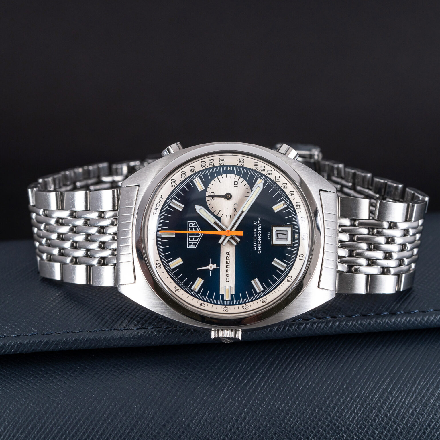 Heuer_Carrera_1553N.jpg