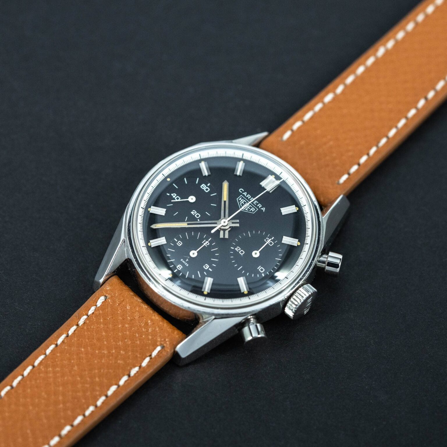 Heuer_Carrera_2447N_1970.jpg