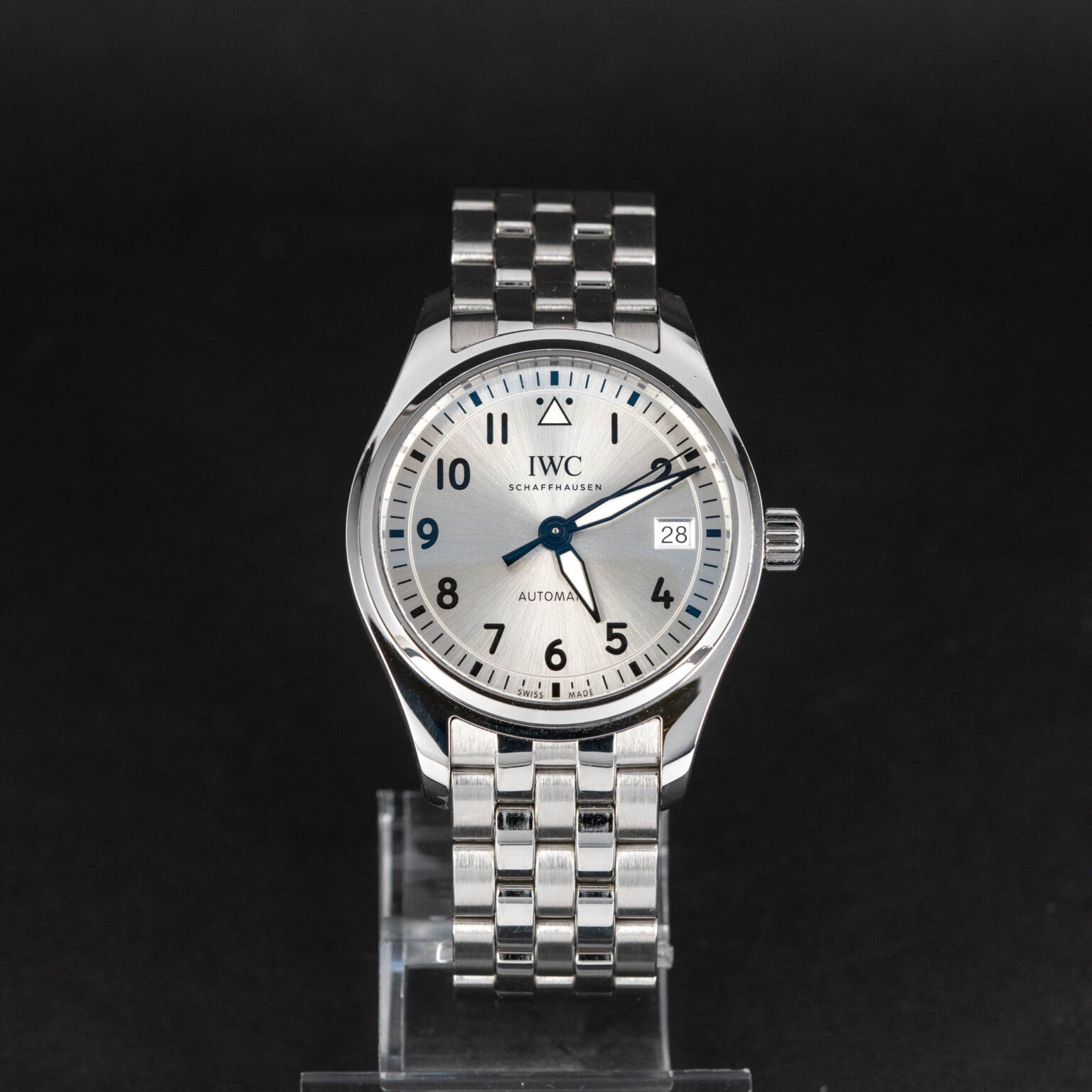 IWC_Pilot_36_2018-3.jpg