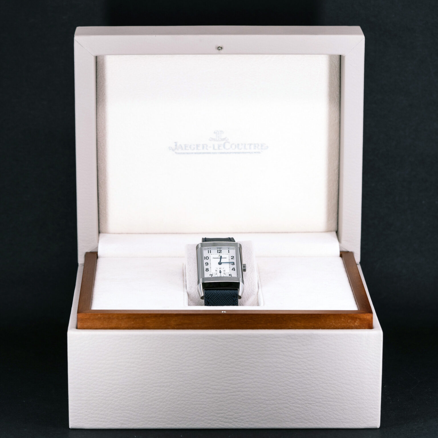 Jaeger-LeCoultre-Reverso-Grande-Taille-2015-1.jpg