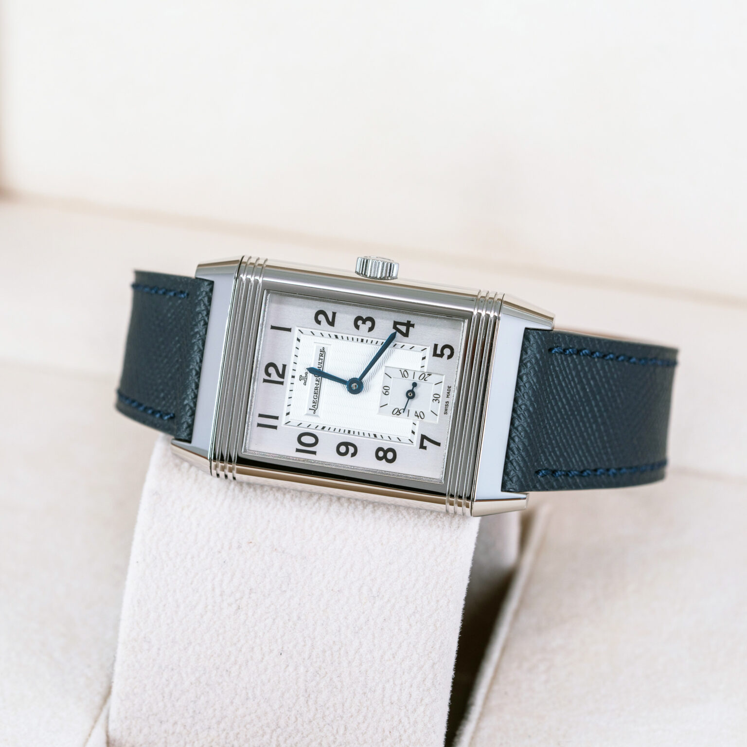 Jaeger-LeCoultre-Reverso-Grande-Taille-2015-2-1.jpg
