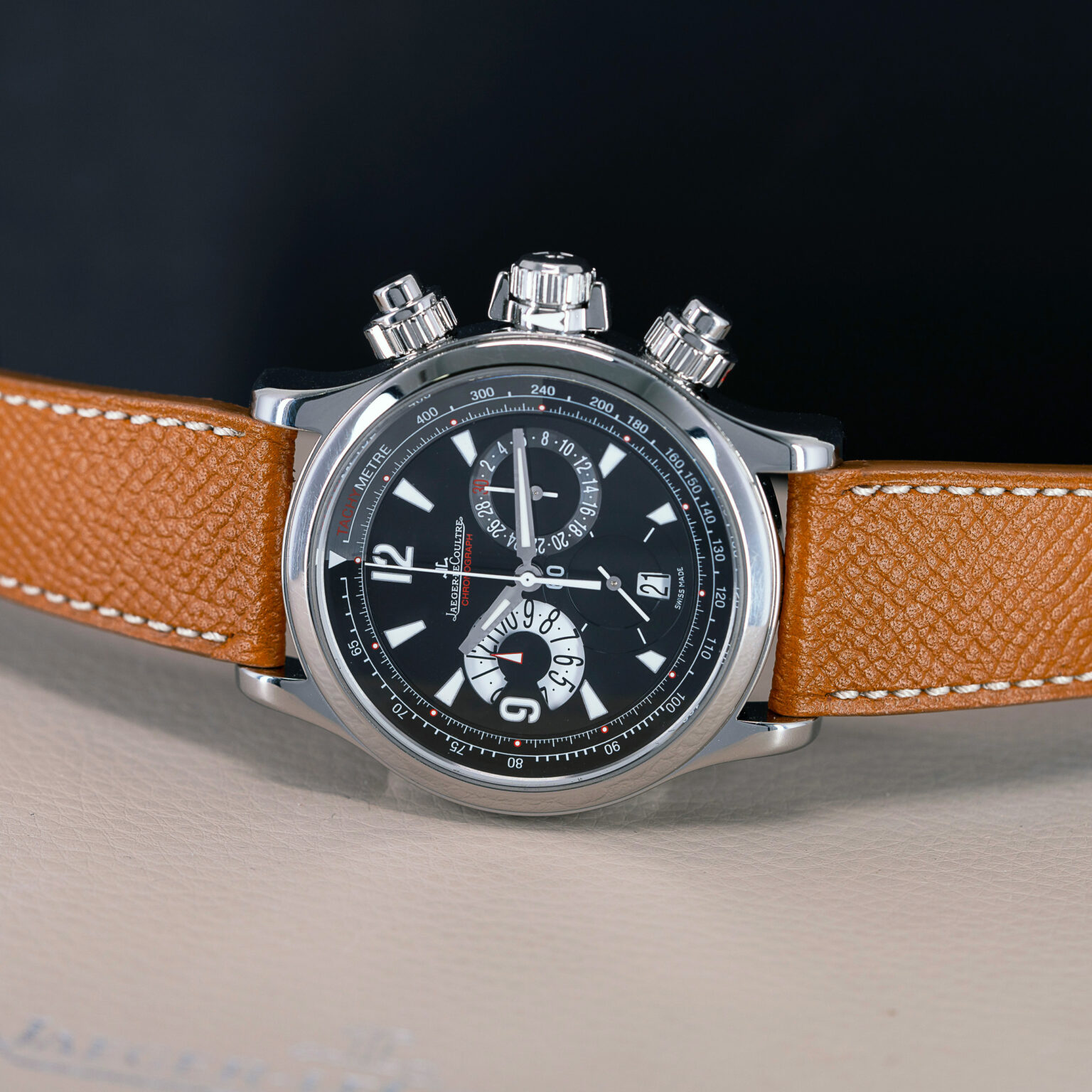 Jaeger-LeCoultre_Master-Compressor-Chronograph-3.jpg