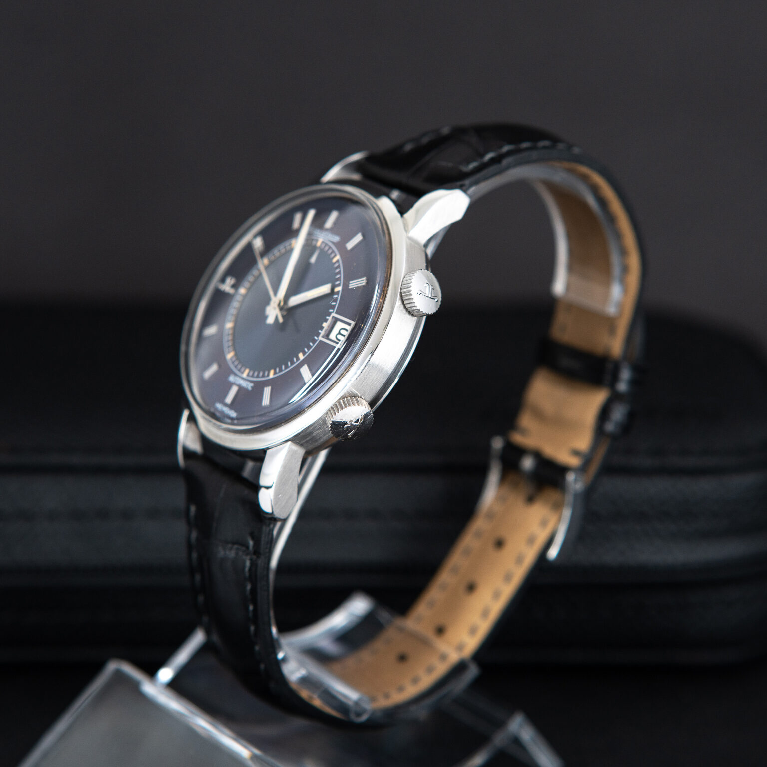 Jaeger-LeCoultre_Memovox_875_1972-10.jpg