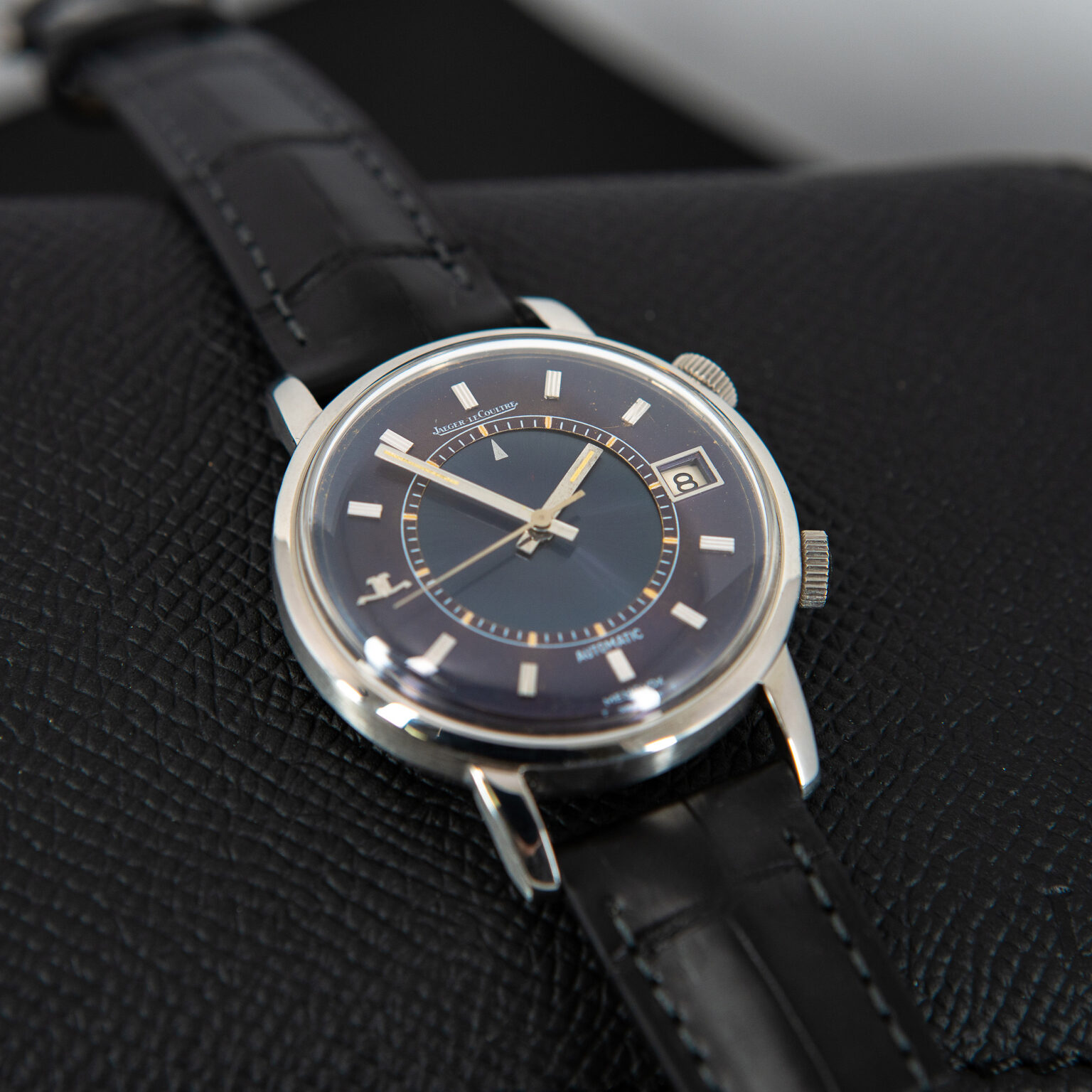 Jaeger-LeCoultre_Memovox_875_1972-4.jpg