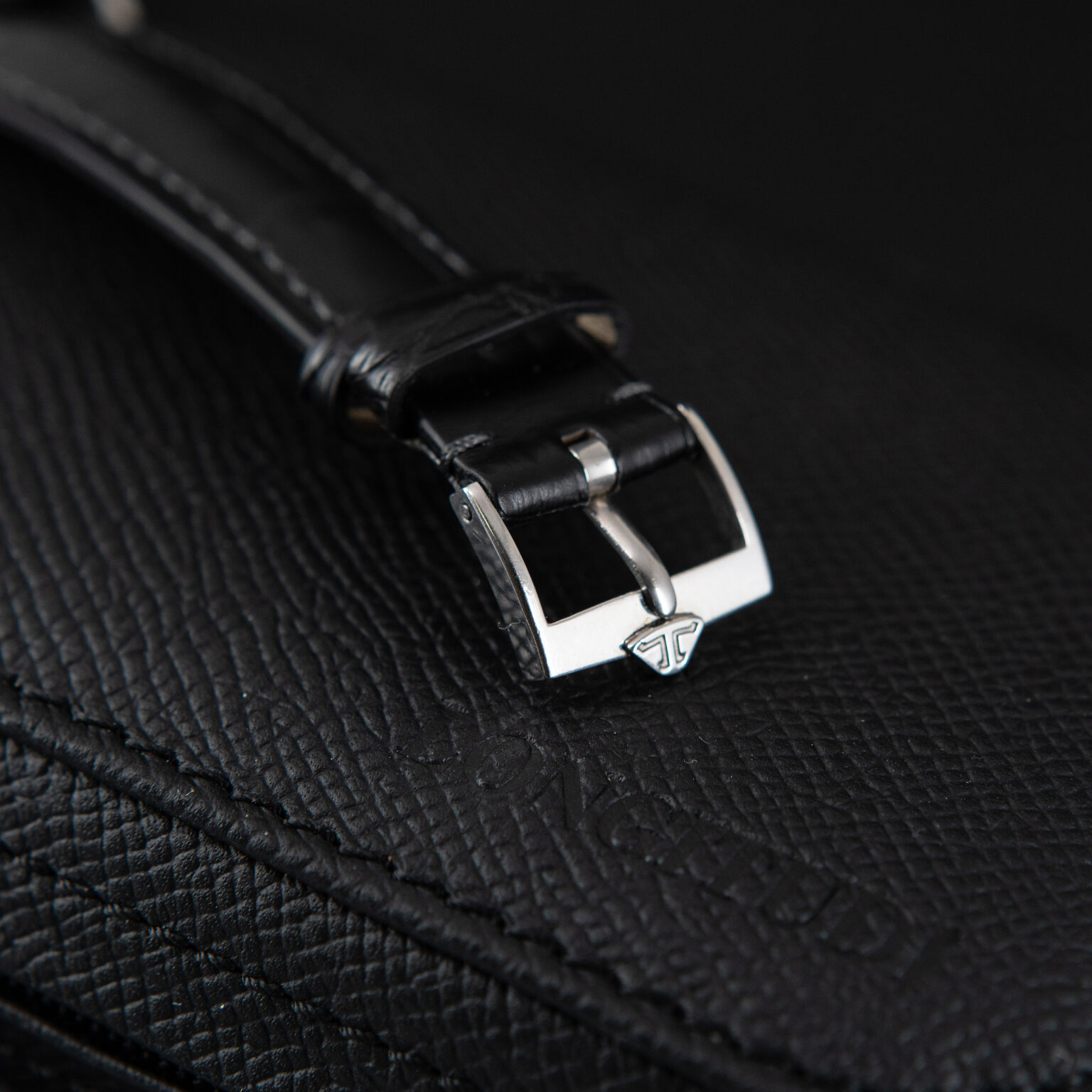 Jaeger-LeCoultre_Memovox_875_1972-7.jpg