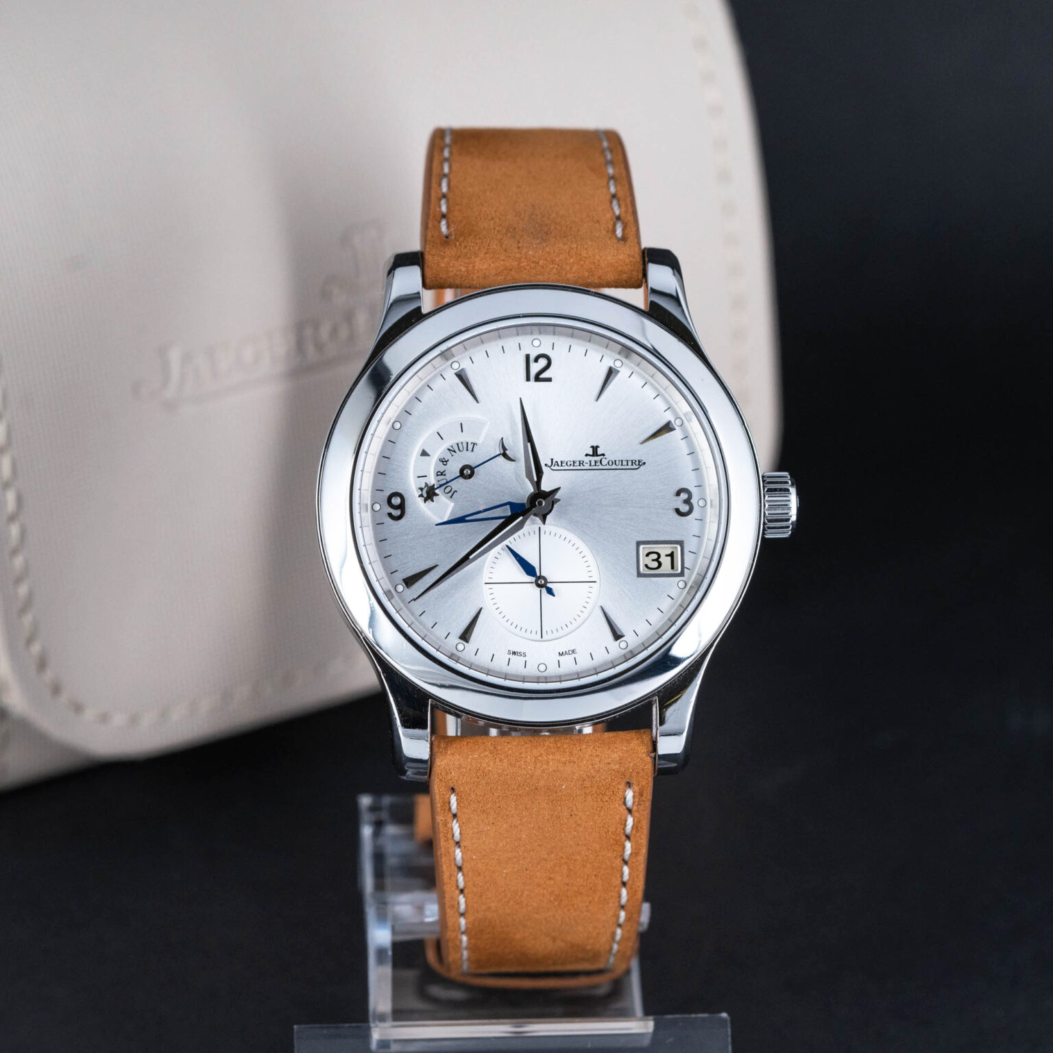 Jaeger_LeCoultre_Master_Hometime.jpg