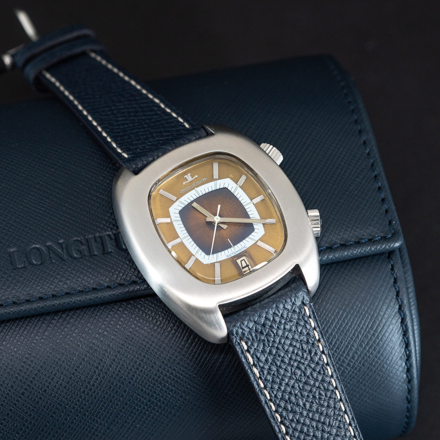 Jaeger_LeCoultre_Memovox_E872.jpg